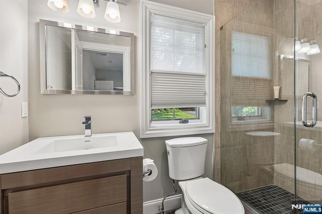 47 Rutgers Street, Closter, NJ 07624