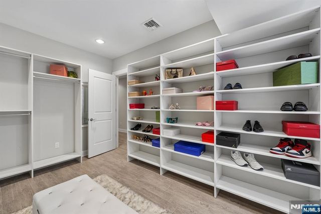 47 Rutgers Street, Closter, NJ 07624
