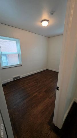 11750 Elmdale Street, Detroit, MI 48213