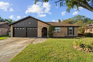 16318 Thunderbay Drive, Houston, TX 77062