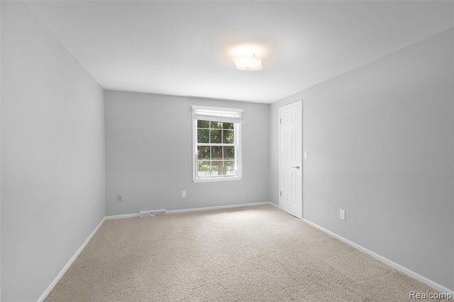 9020 Bridge Road, Grosse Ile, MI 48138