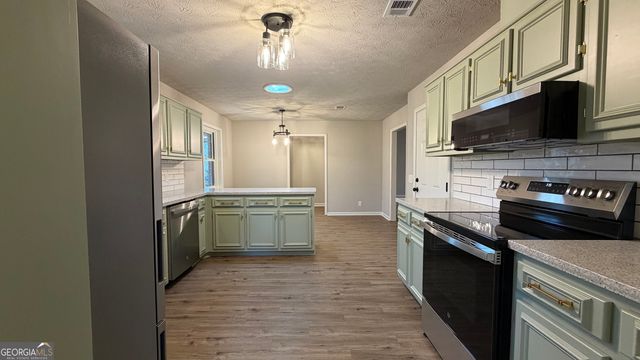 2021 Irwin Bridge Road NW, Conyers, GA 30012