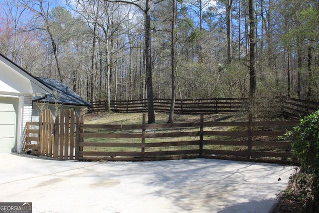 2021 Irwin Bridge Road NW, Conyers, GA 30012