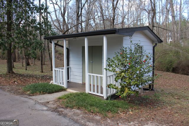 2021 Irwin Bridge Road NW, Conyers, GA 30012