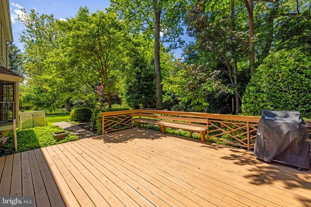 9716 BUNCHBERRY PL, Vienna, VA 22181
