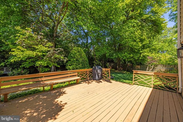 9716 BUNCHBERRY PL, Vienna, VA 22181