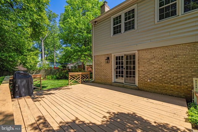 9716 BUNCHBERRY PL, Vienna, VA 22181