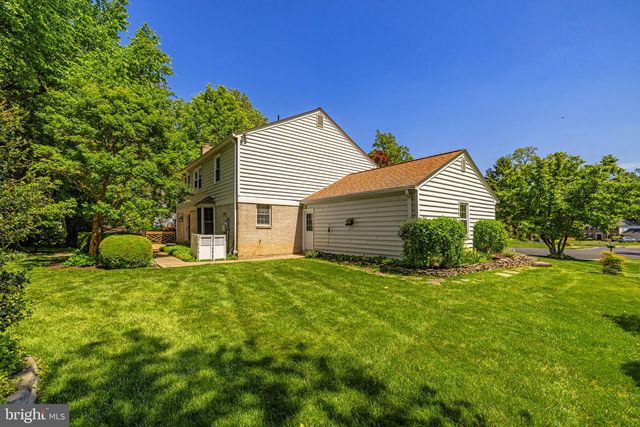 9716 BUNCHBERRY PL, Vienna, VA 22181