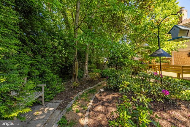 9716 BUNCHBERRY PL, Vienna, VA 22181