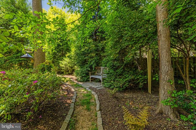 9716 BUNCHBERRY PL, Vienna, VA 22181