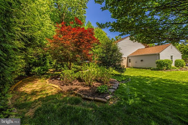 9716 BUNCHBERRY PL, Vienna, VA 22181