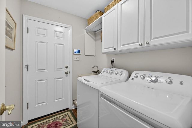 9716 BUNCHBERRY PL, Vienna, VA 22181