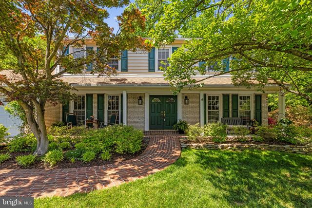 9716 BUNCHBERRY PL, Vienna, VA 22181