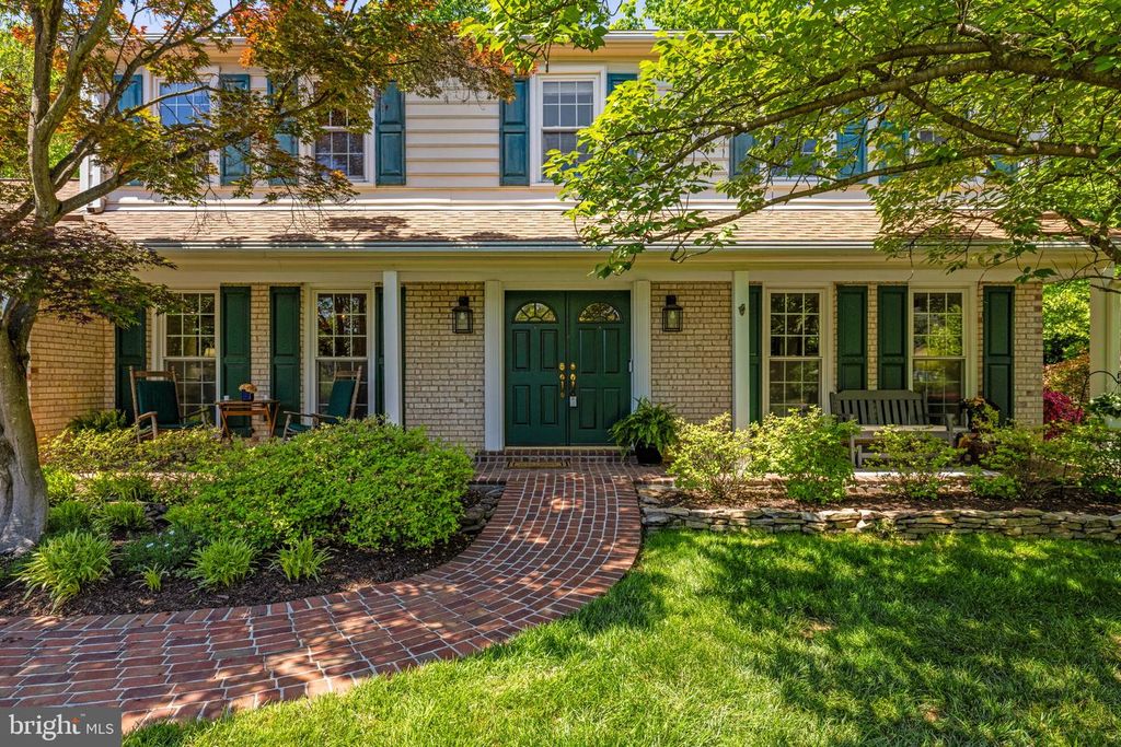 9716 BUNCHBERRY PL, Vienna, VA 22181