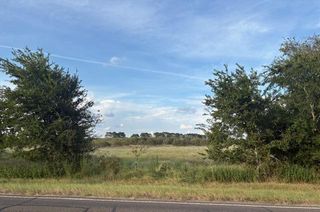 1499 FM 713, Lockhart, TX 78644
