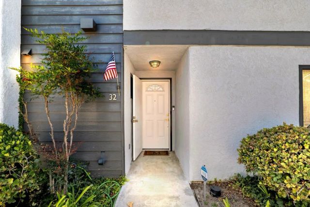11311 Tampa Avenue 32, Porter Ranch, CA 91326