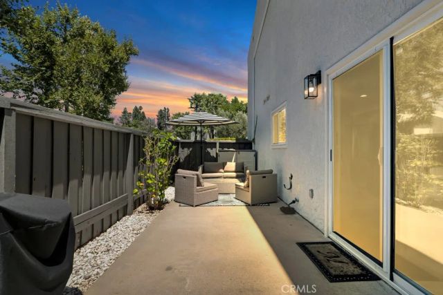 11311 Tampa Avenue 32, Porter Ranch, CA 91326