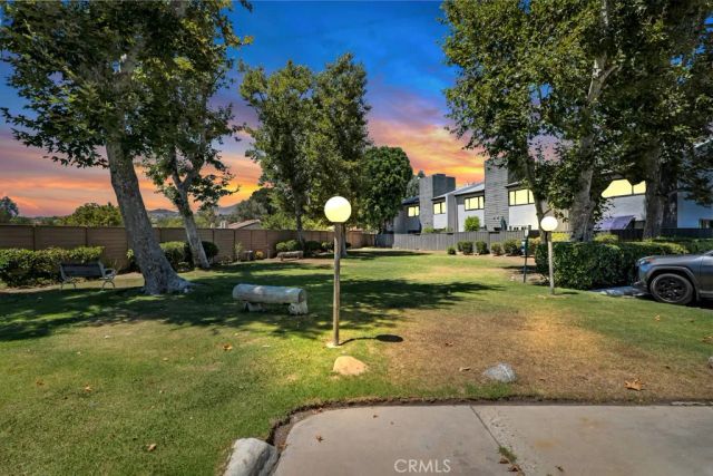 11311 Tampa Avenue 32, Porter Ranch, CA 91326