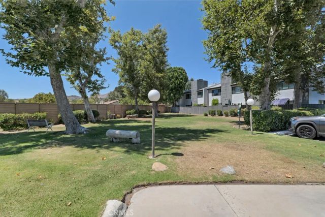 11311 Tampa Avenue 32, Porter Ranch, CA 91326