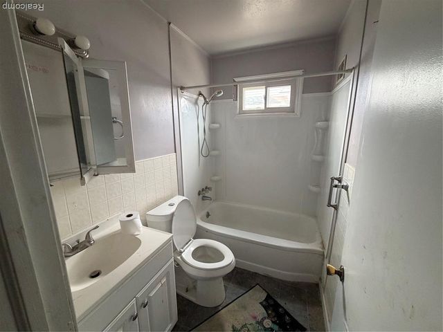 713 Roeder Street, Monroe, MI 48161