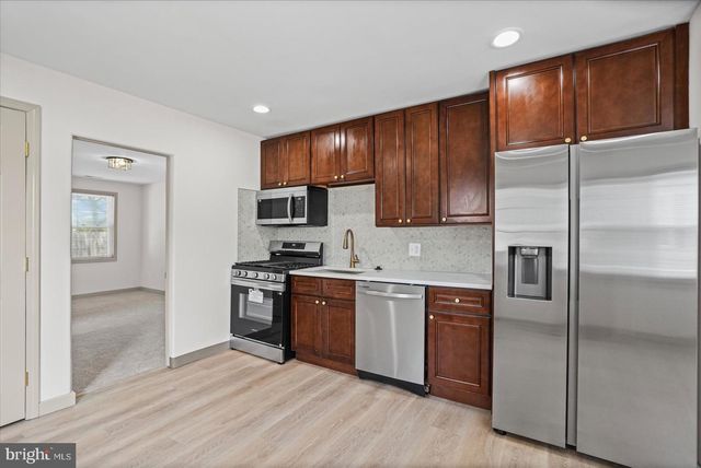 1812 KITTYHAWK RD, Baltimore, MD 21221