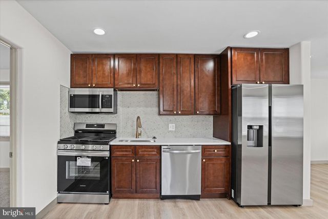 1812 KITTYHAWK RD, Baltimore, MD 21221