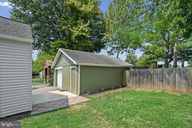 1812 KITTYHAWK RD, Baltimore, MD 21221