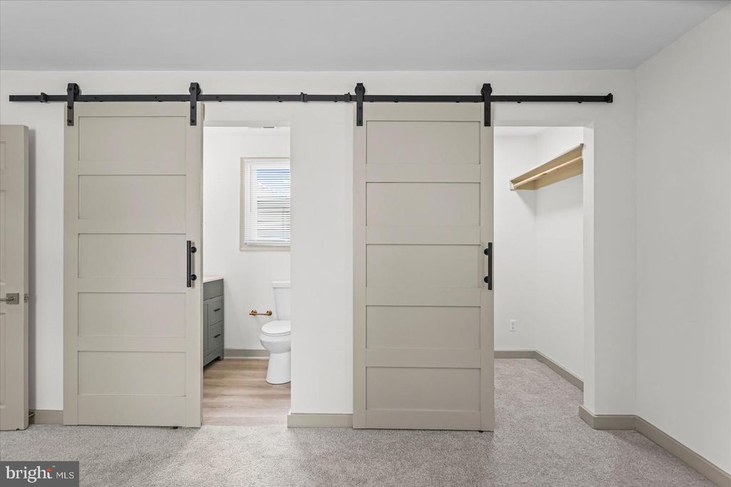 Image 17 of property listing at 1812 KITTYHAWK RD, Baltimore, MD 21221