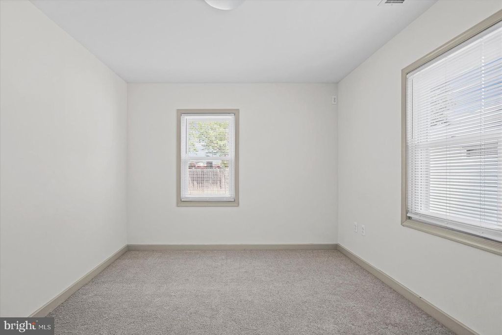 Image 26 of property listing at 1812 KITTYHAWK RD, Baltimore, MD 21221