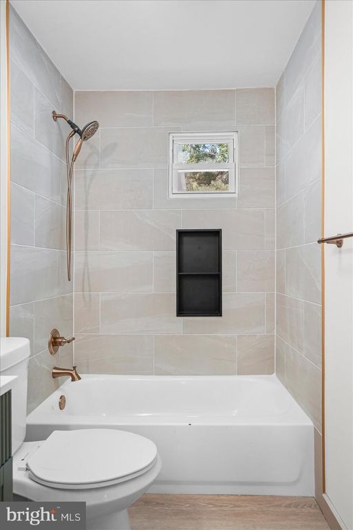 Image 29 of property listing at 1812 KITTYHAWK RD, Baltimore, MD 21221