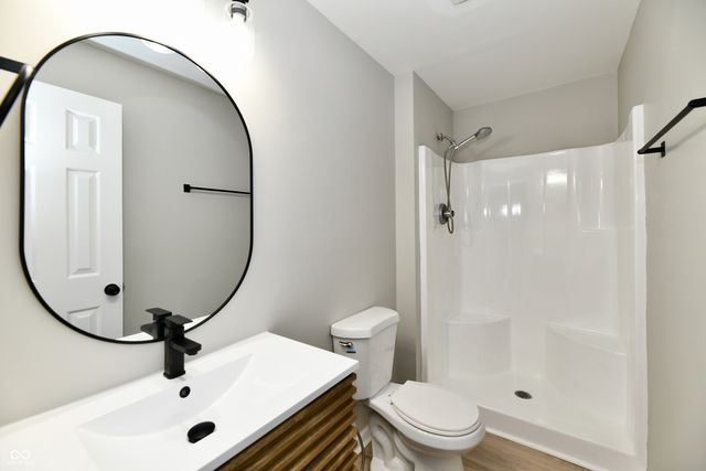 4117 Luxembourg Circle E, Indianapolis, IN 46228