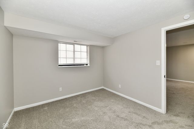 4117 Luxembourg Circle E, Indianapolis, IN 46228