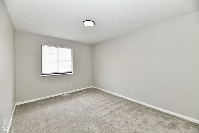 4117 Luxembourg Circle E, Indianapolis, IN 46228