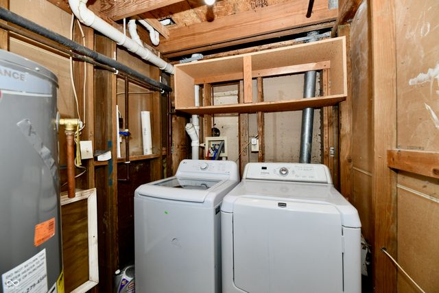 4117 Luxembourg Circle E, Indianapolis, IN 46228