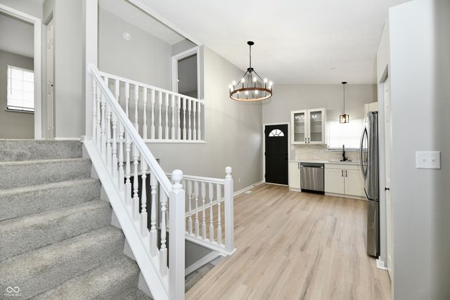 4117 Luxembourg Circle E, Indianapolis, IN 46228