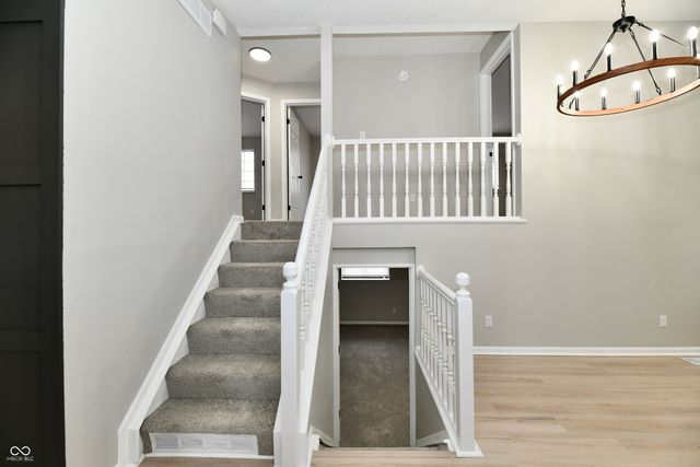 4117 Luxembourg Circle E, Indianapolis, IN 46228