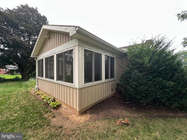 624 HIGHLAND AVENUE, Chambersburg, PA 17201