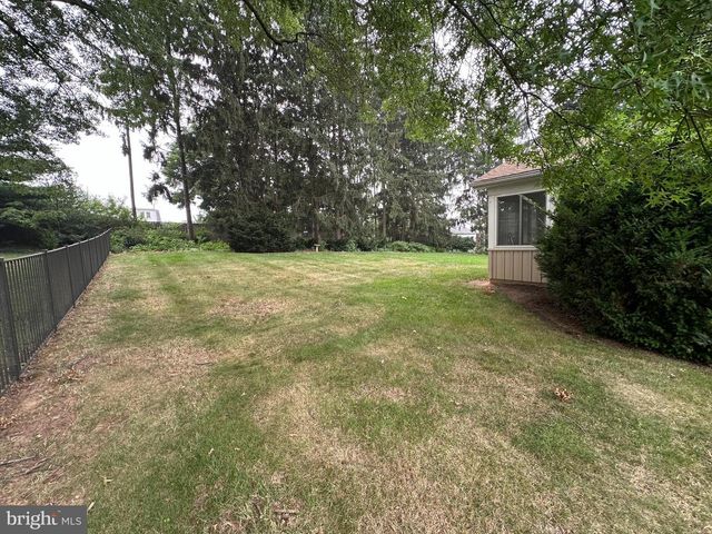 624 HIGHLAND AVENUE, Chambersburg, PA 17201