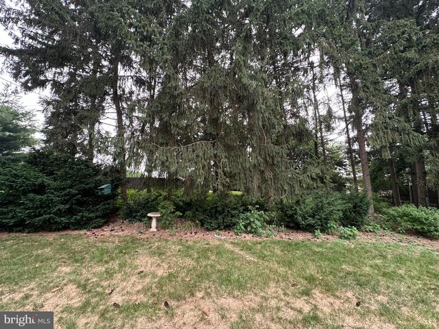 624 HIGHLAND AVENUE, Chambersburg, PA 17201
