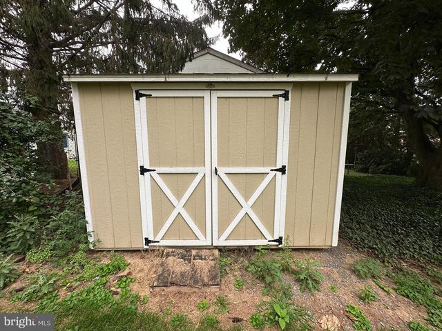 624 HIGHLAND AVENUE, Chambersburg, PA 17201