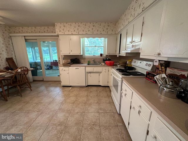 624 HIGHLAND AVENUE, Chambersburg, PA 17201