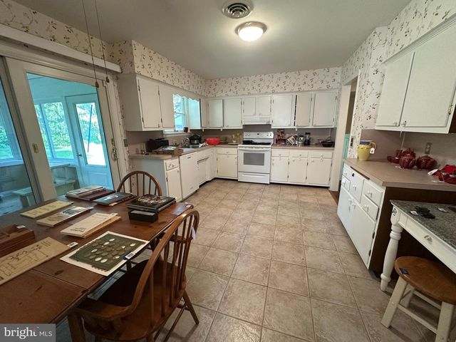 624 HIGHLAND AVENUE, Chambersburg, PA 17201