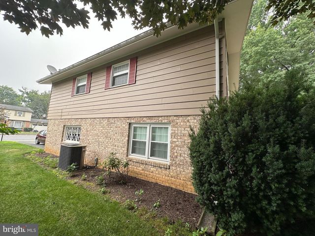 624 HIGHLAND AVENUE, Chambersburg, PA 17201
