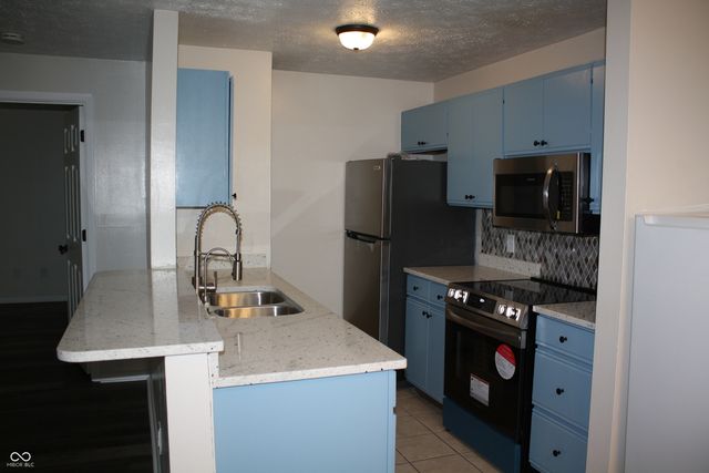 4351 Village Parkway Circle W 5, Indianapolis, IN 46254