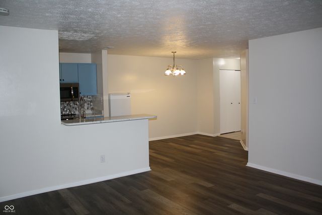 4351 Village Parkway Circle W 5, Indianapolis, IN 46254