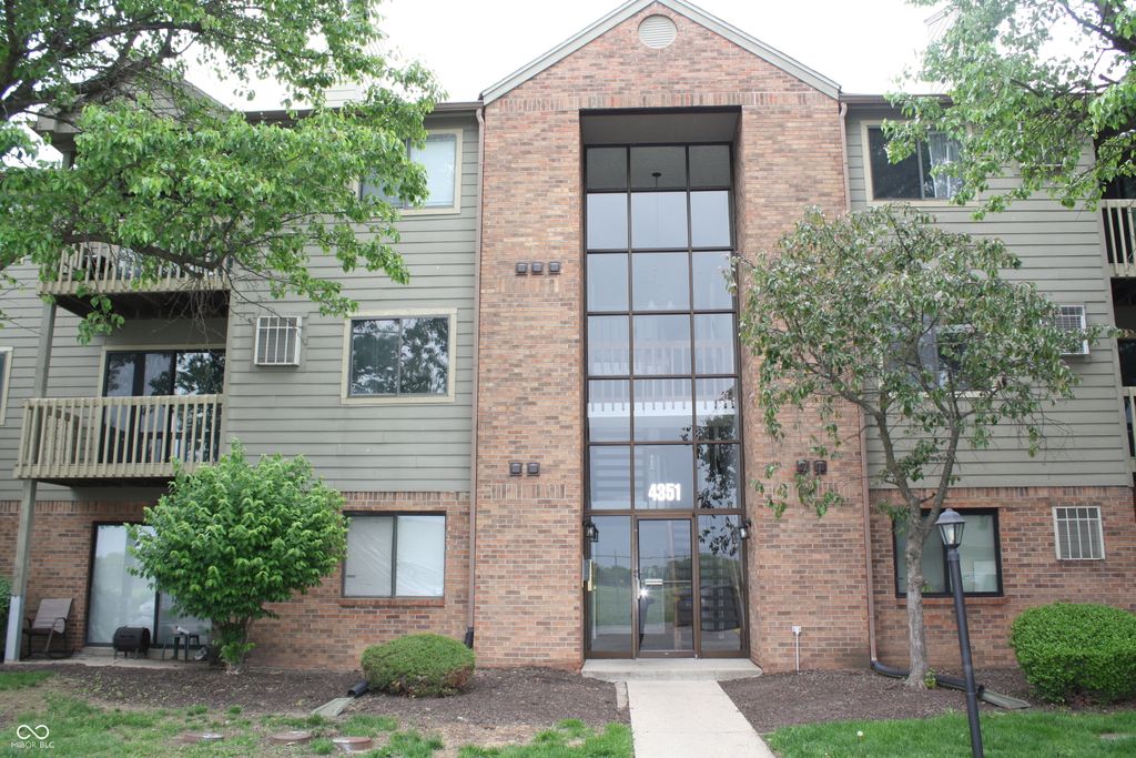4351 Village Parkway Circle W 5, Indianapolis, IN 46254