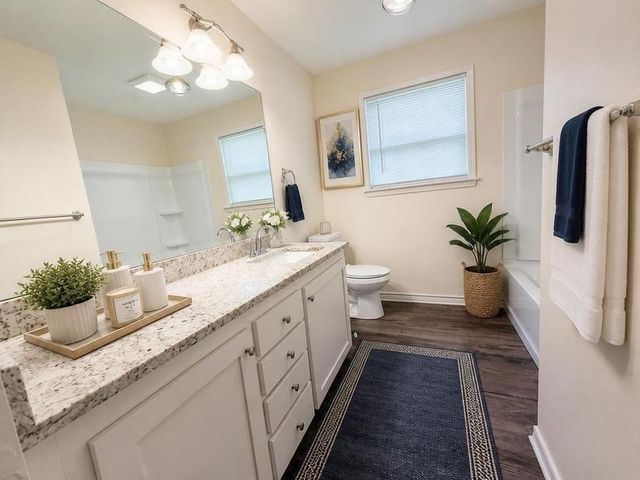 208 W Hull Ave., Gladewater, TX 75647