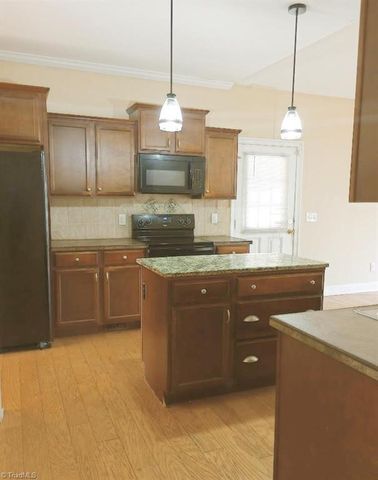 502 Old Treybrooke Drive, Greensboro, NC 27406