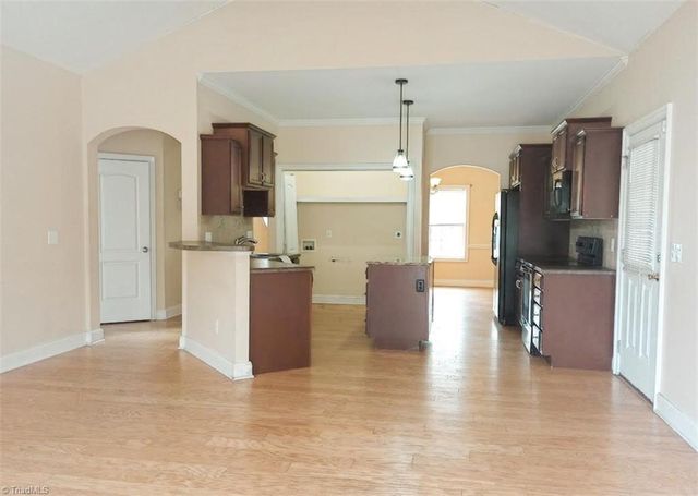 502 Old Treybrooke Drive, Greensboro, NC 27406