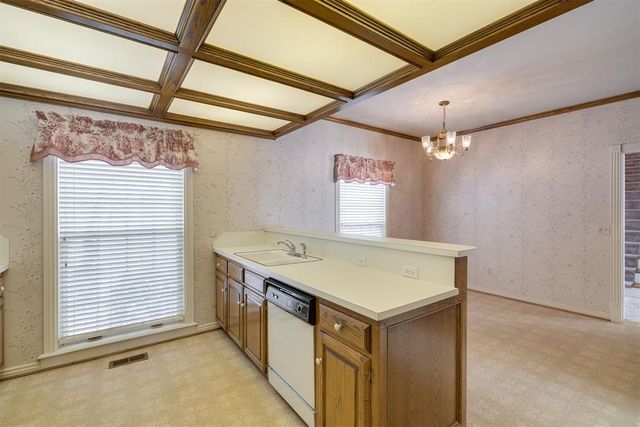 5204 NW 16th Street, Oklahoma City, OK 73127